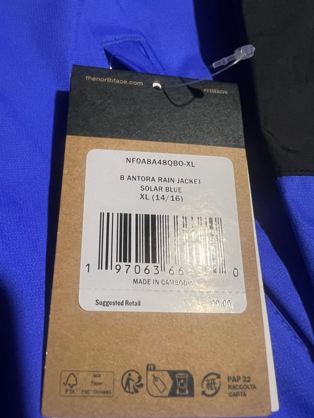 Boys North Face Spring Jacket. NWT - Picture 2 of 4